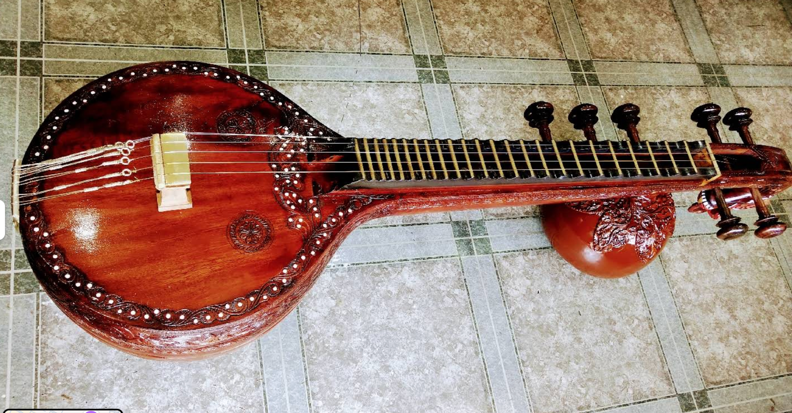 Featured instrument display 1